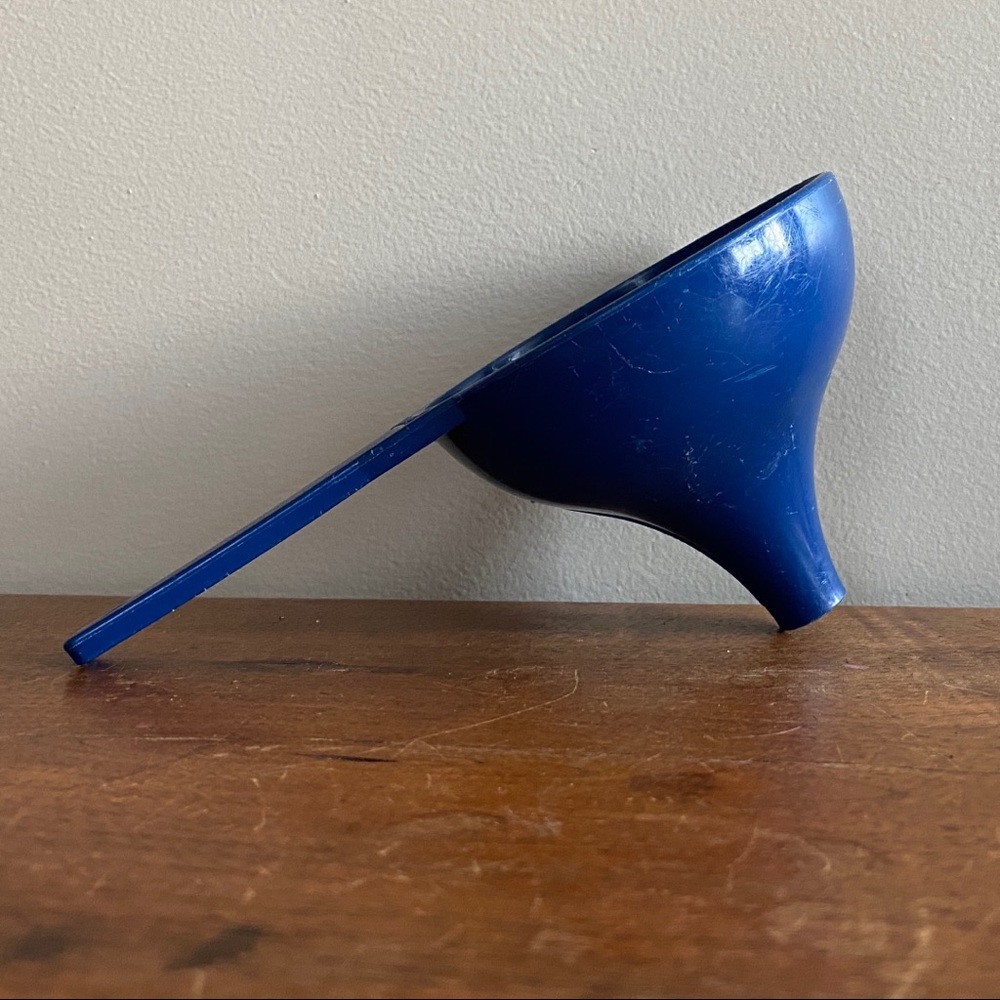 Large Blue Plastic Tupperware Funnel Kitchen Tool Hershey Kiss Mold Vintage